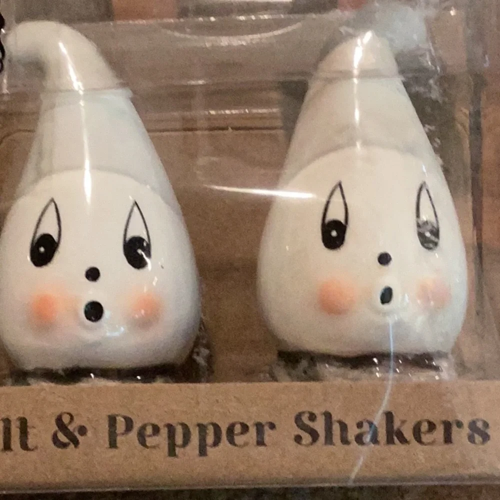 Johanna Parker Ghost Salt & Pepper Shaker Set